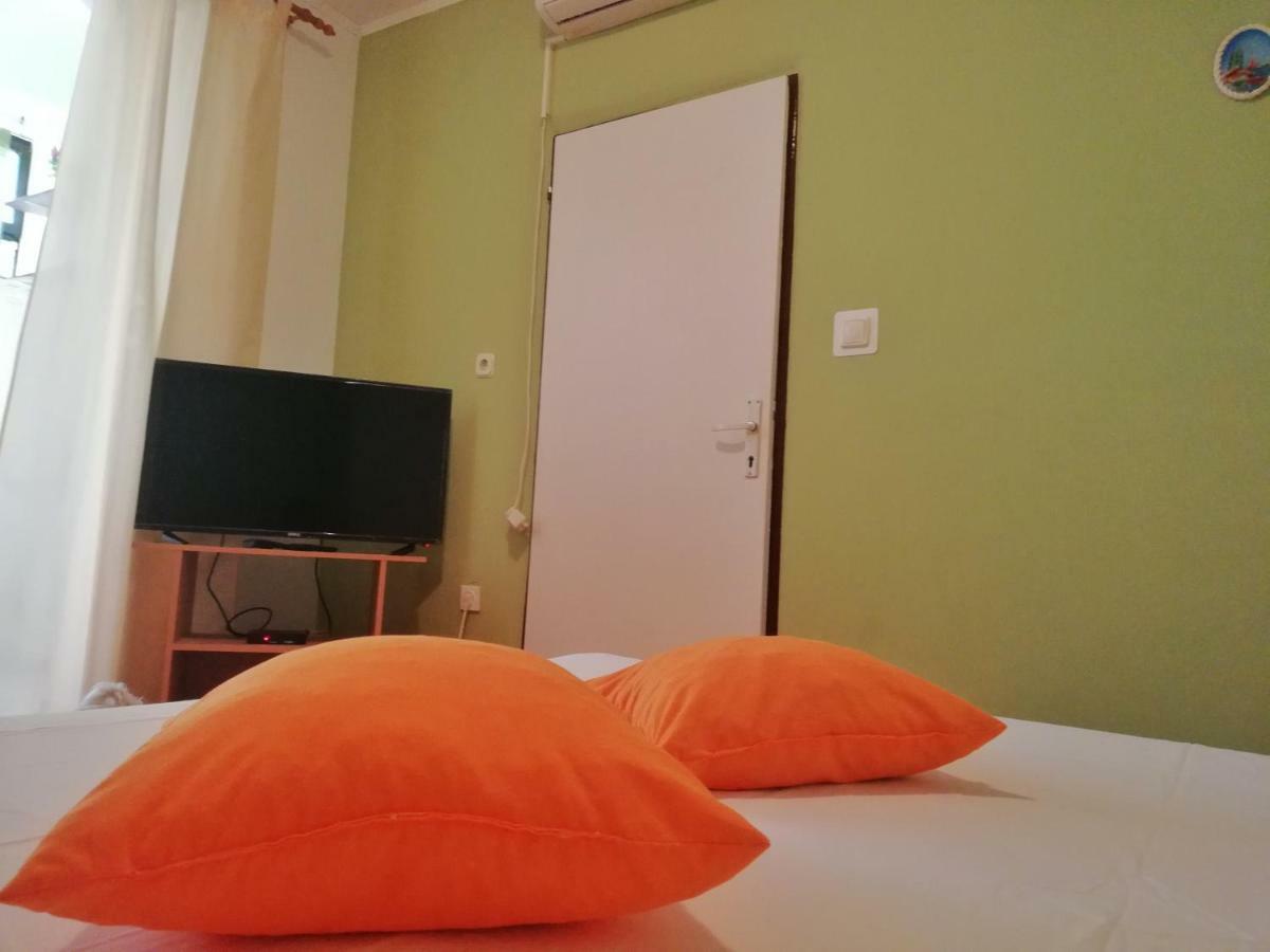 Apartments Jadranka Tučepi Esterno foto