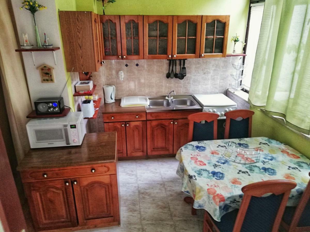 Apartments Jadranka Tučepi Esterno foto